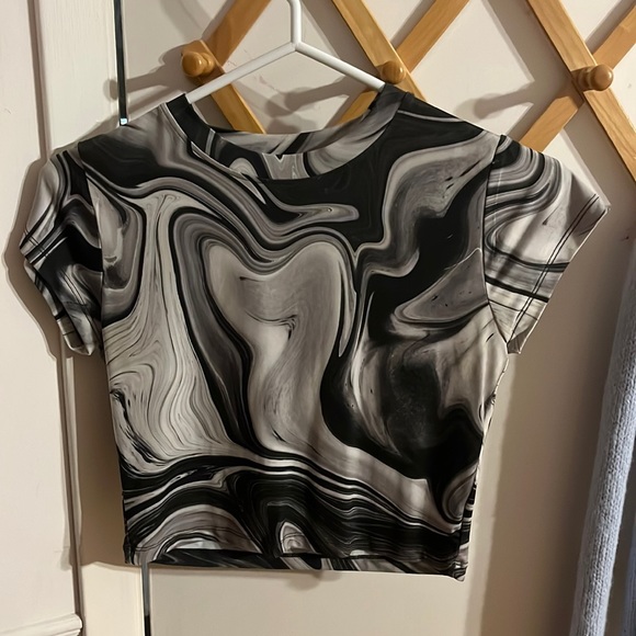 Marble crop top - Picture 1 of 2
